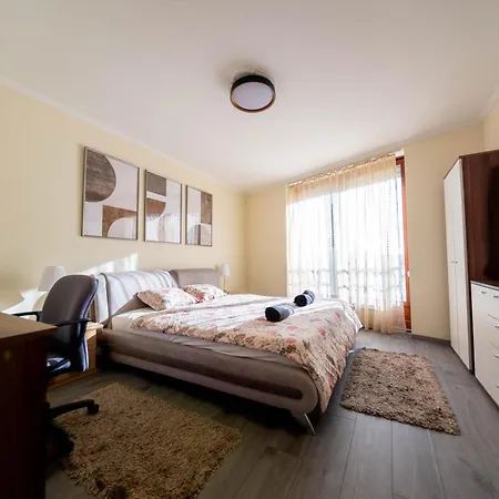 Panorama Danube View 3br Balcony Garage Ac アパート *