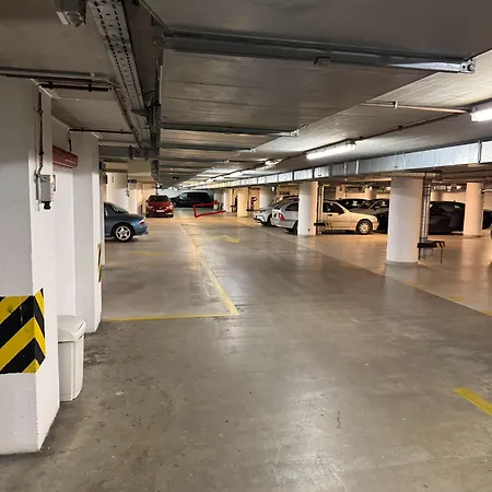 Panorama Danube View 3br Balcony Garage Ac アパート *