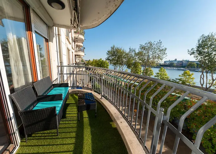 Panorama Danube View 3br Balcony Garage Ac * Budapesta