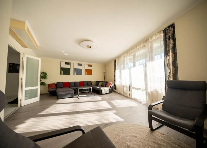 Panorama Danube View 3br Balcony Garage Ac *