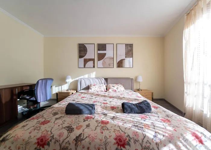 Panorama Danube View 3br Balcony Garage Ac Apartament *